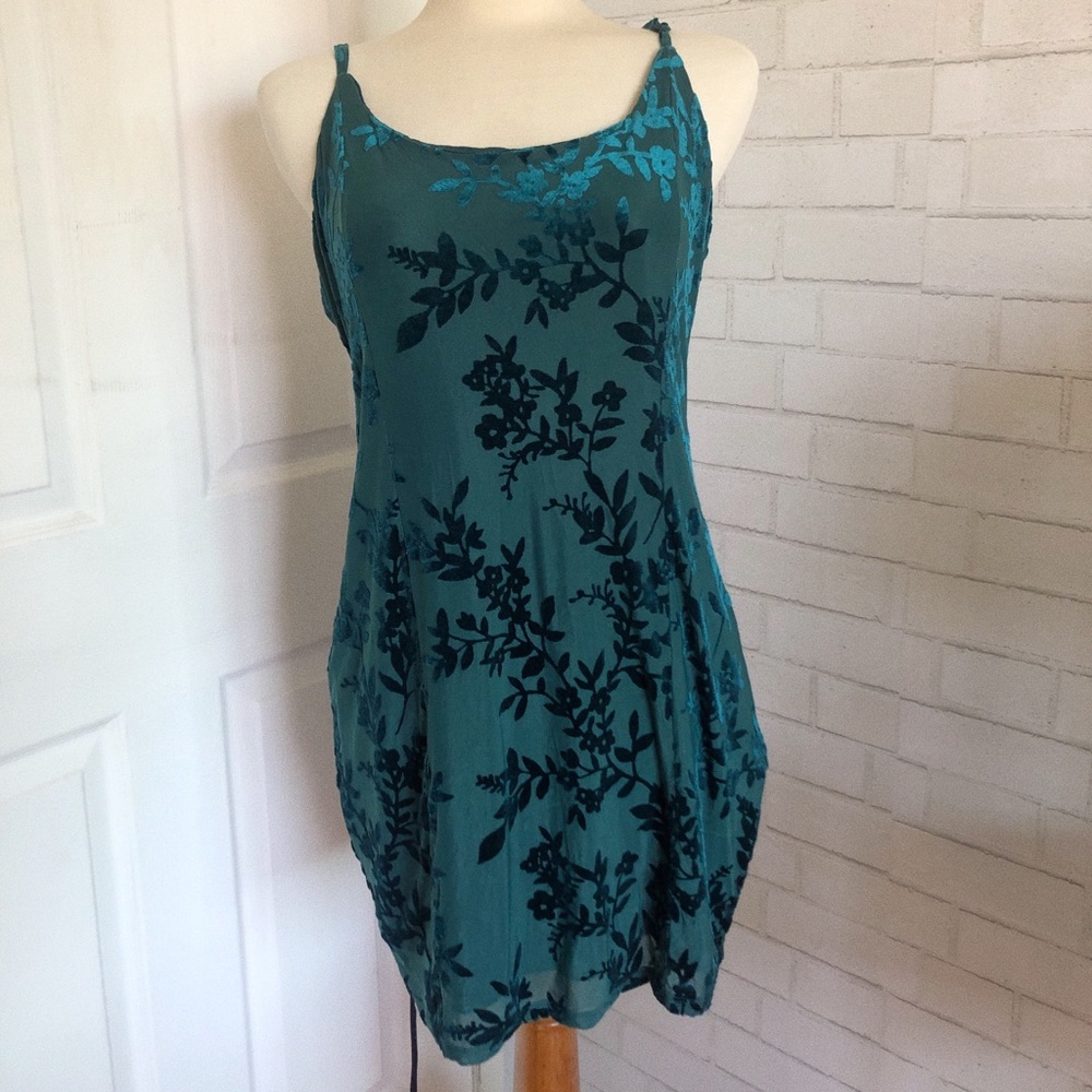 FOREVER 21 PLUS SIZE PARTY DRESS
